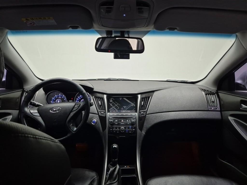 HYUNDAI Sonata - Vista 7