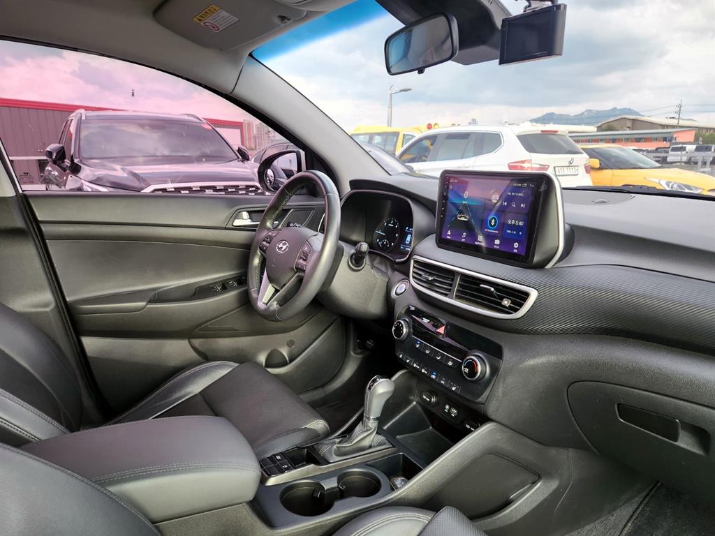 HYUNDAI Tucson - Vista 10