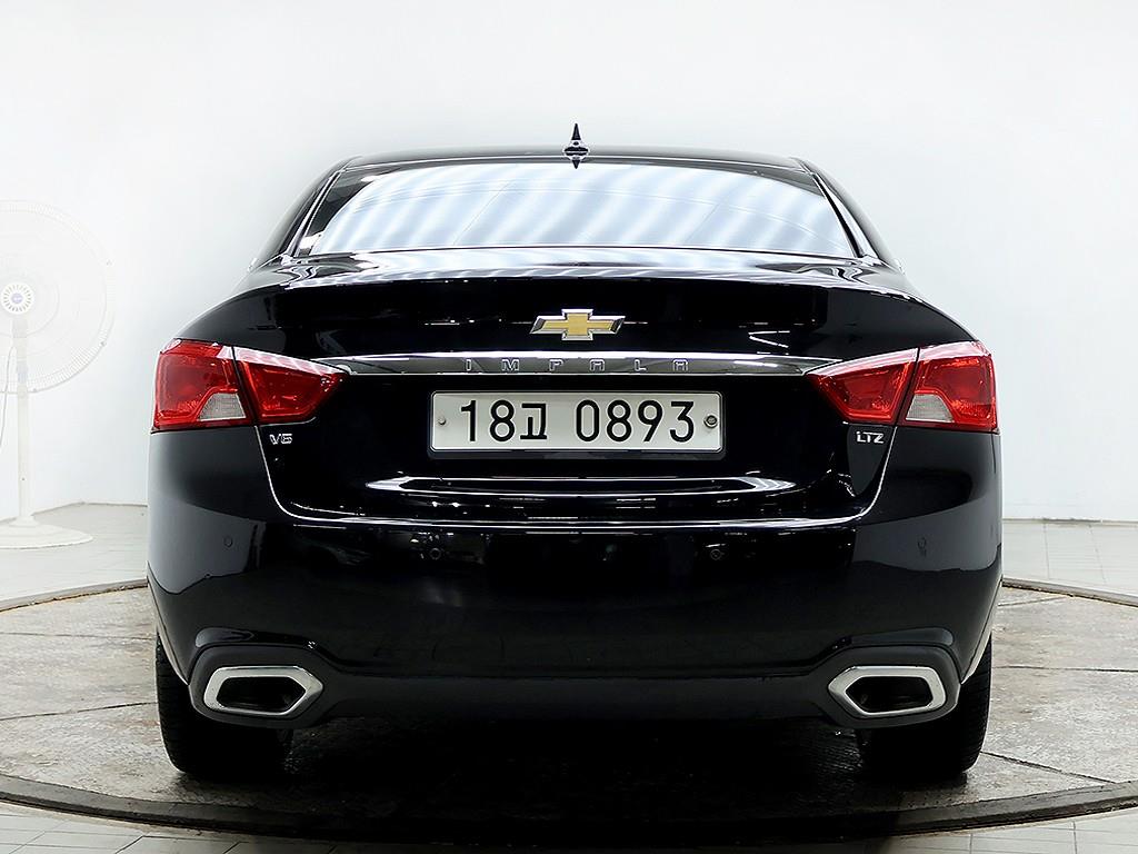 Chevrolet Impala - Vista 5