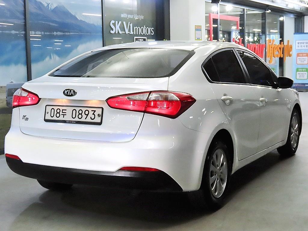 KIA K3 - Vista 4