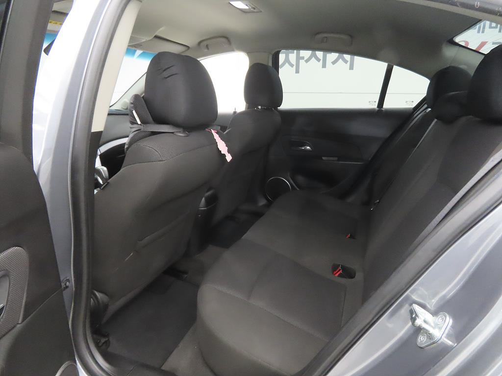 Chevrolet Cruise - Vista 6