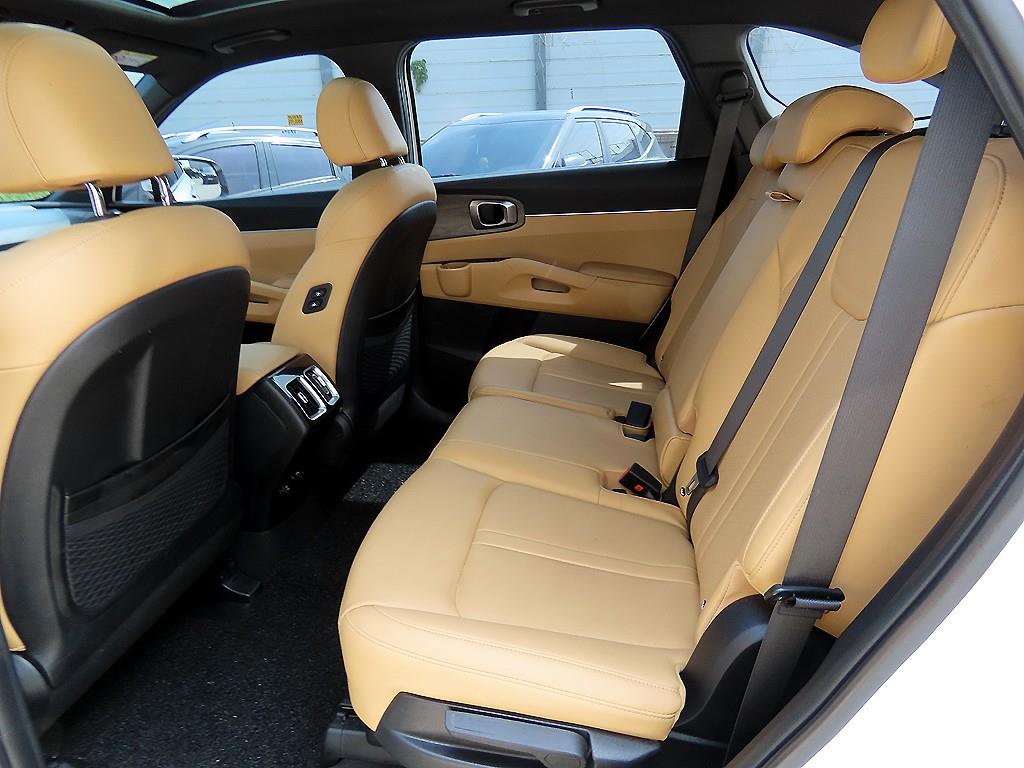 KIA Sorento - Vista 6