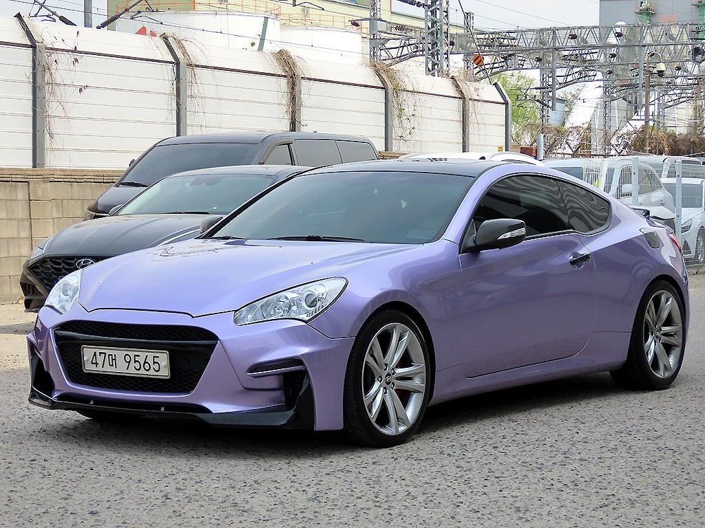 HYUNDAI Genesis - Vista 2