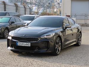 KIA Stinger - Vista 4