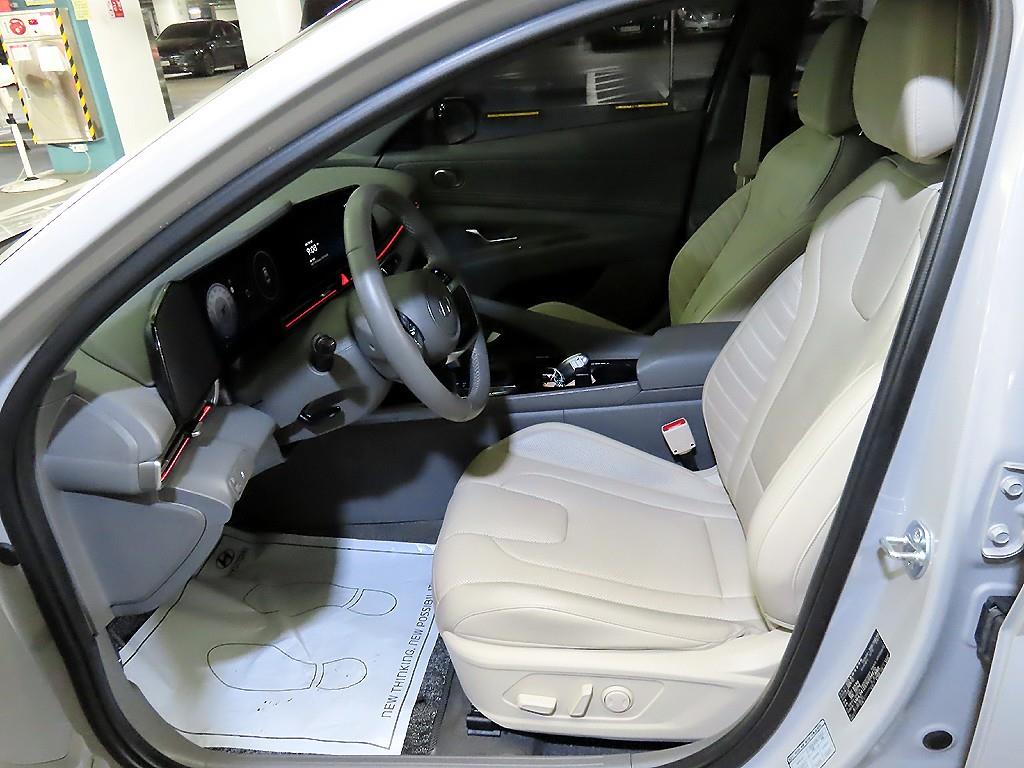 HYUNDAI Avante - Vista 6