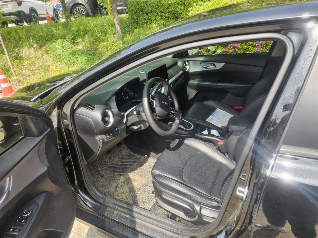 KIA K3 - Vista 7