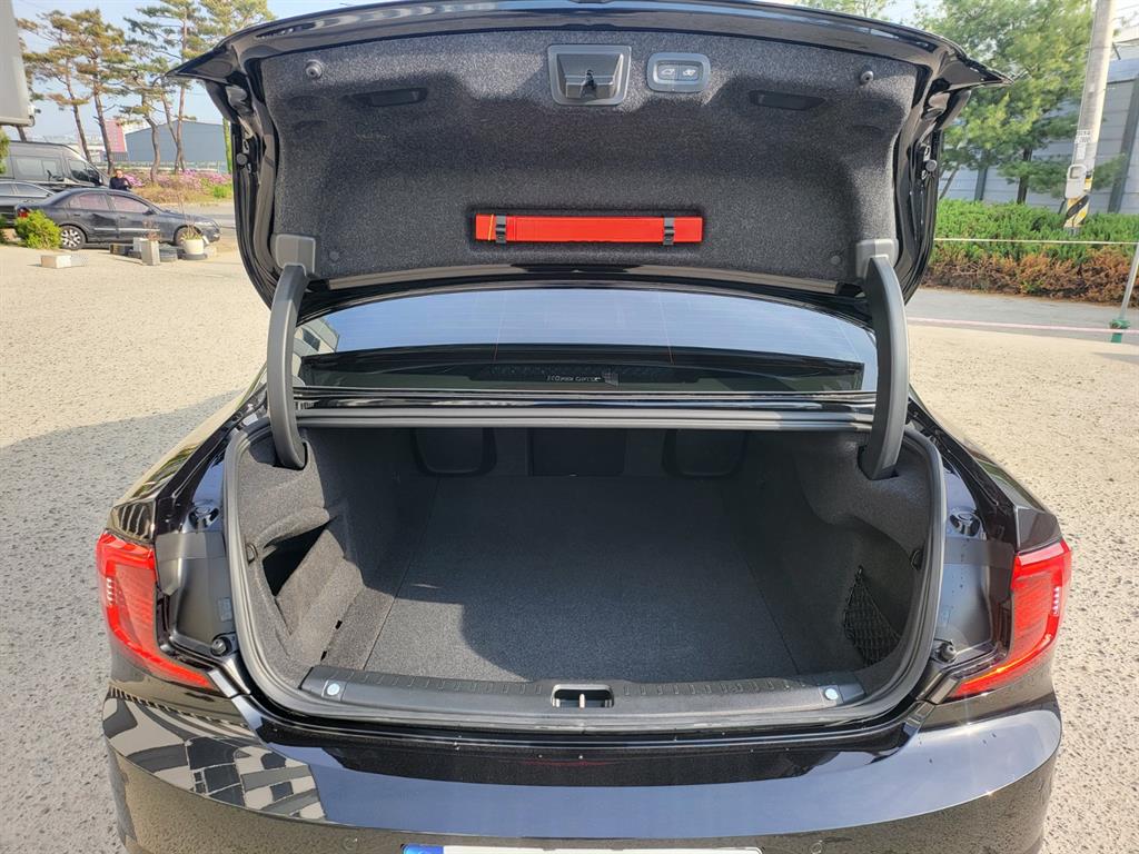 Volvo S90 2023 Negro - Importación desde Corea - HF Imports Iquique - Foto 17