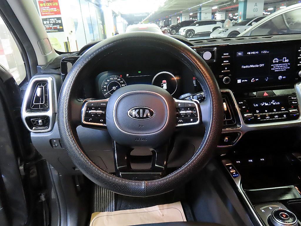 KIA Sorento - Vista 8
