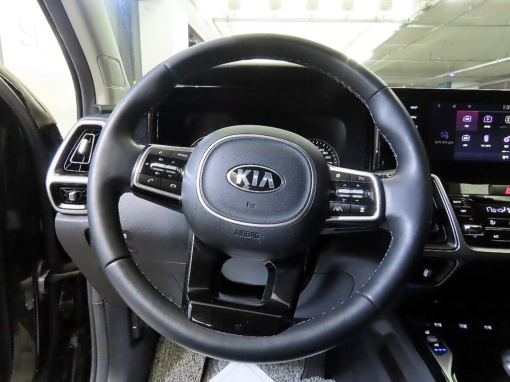 KIA Sorento - Vista 8