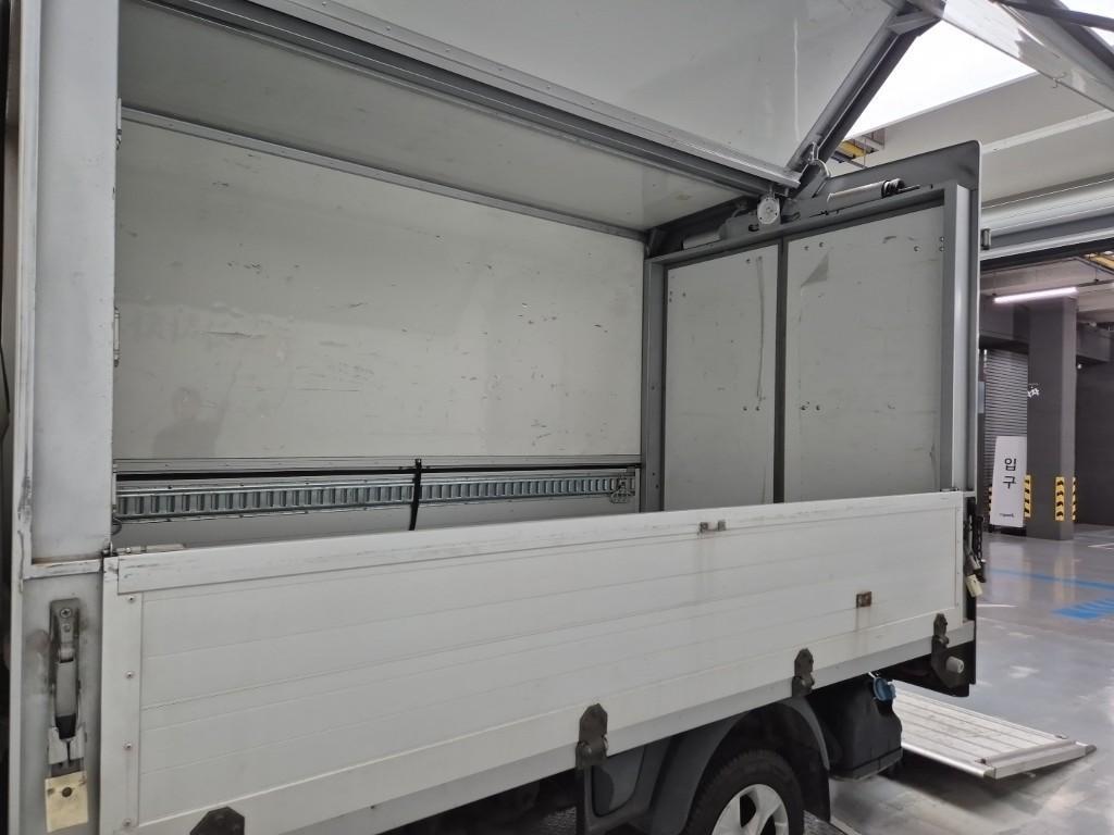 Small Truck Top_Wingbody Powergate 2020 Blanco - Importación desde Corea - HF Imports Iquique - Foto 17