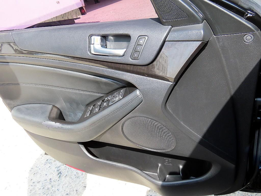 KIA K7 - Vista 11