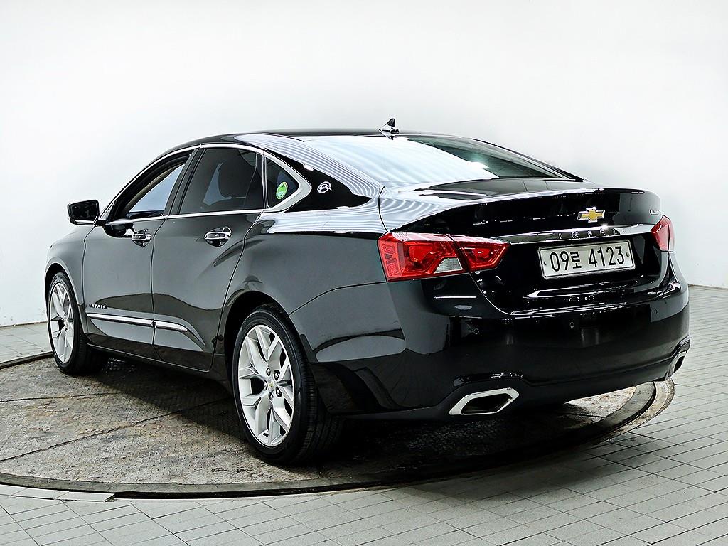 Chevrolet Impala - Vista 7