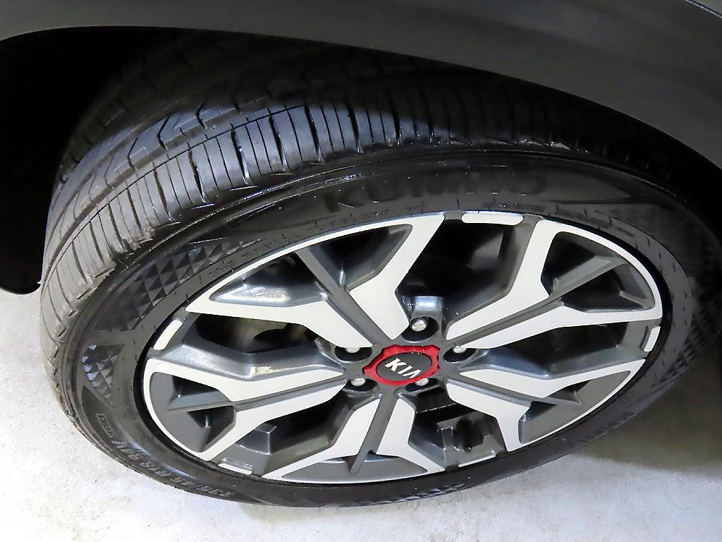 KIA Seltos 2022 Gris - Importación desde Corea - HF Imports Iquique - Foto 20