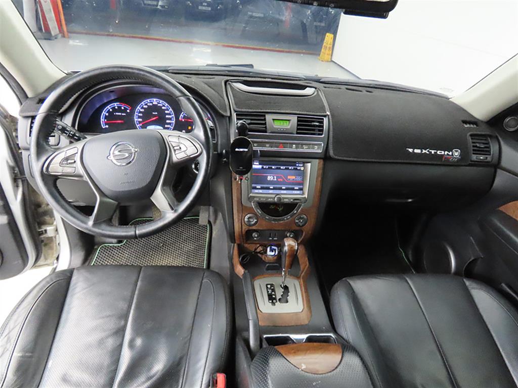 Ssangyong Rexton - Vista 7