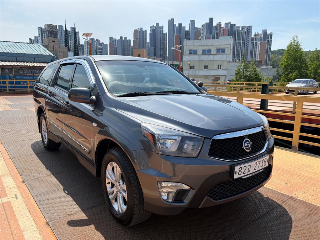 Ssangyong Korando 2015 Gris - Importación desde Corea - HF Imports Iquique - Foto 1