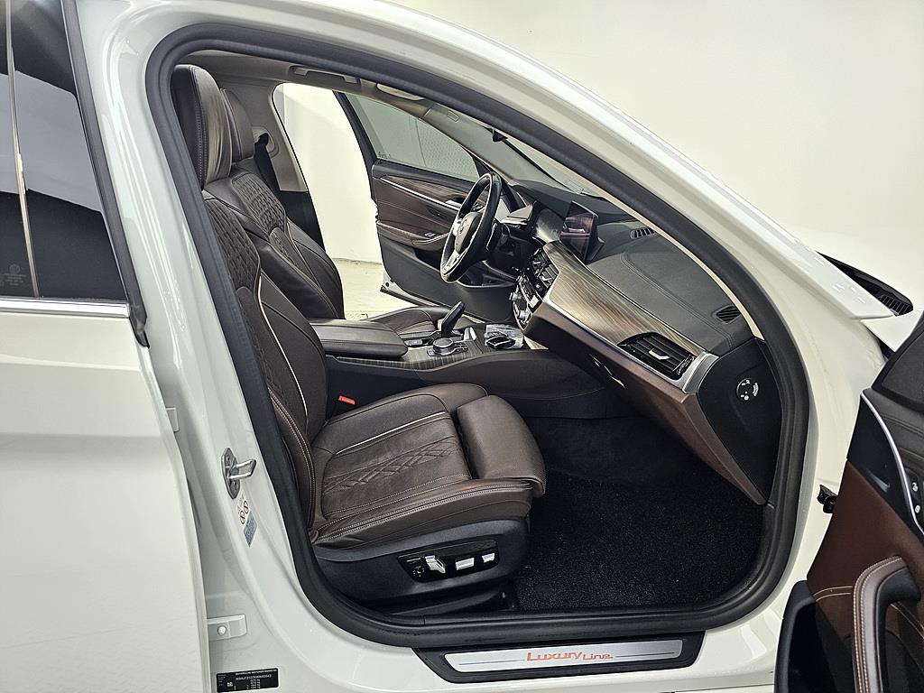 BMW 5 Series - Vista 10