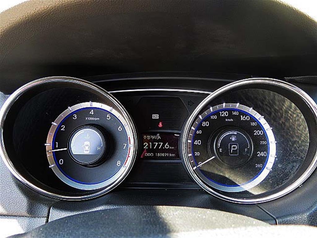 HYUNDAI Sonata 2011 Gris - Importación desde Corea - HF Imports Iquique - Foto 10