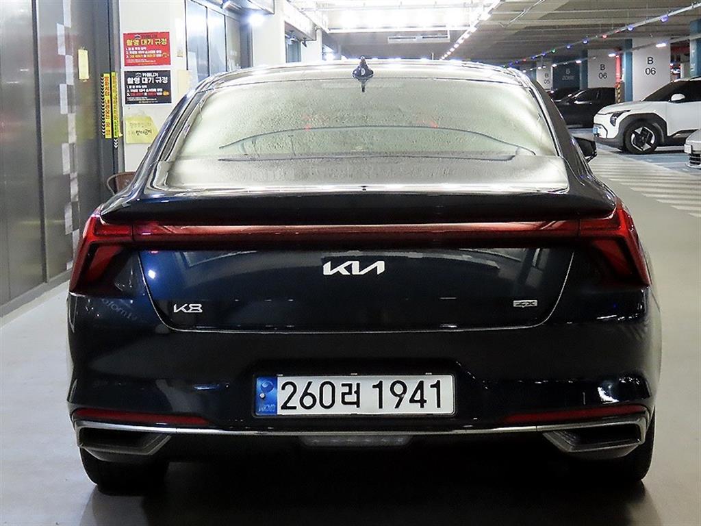 KIA K8 - Vista 5
