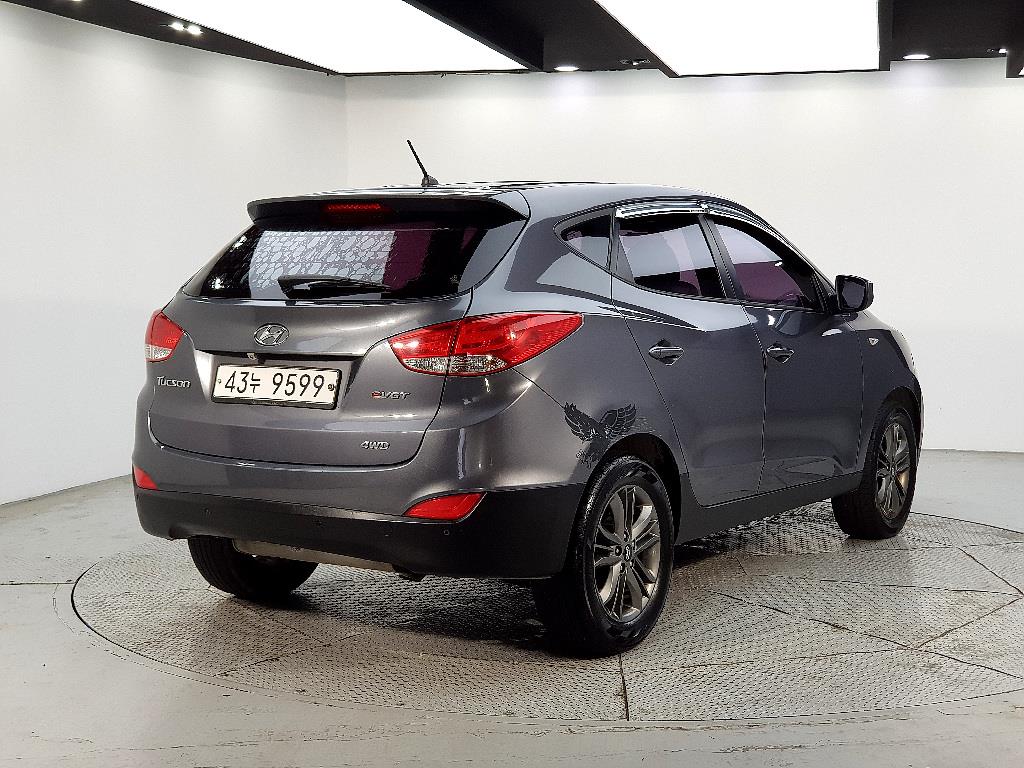 HYUNDAI Tucson - Vista 4