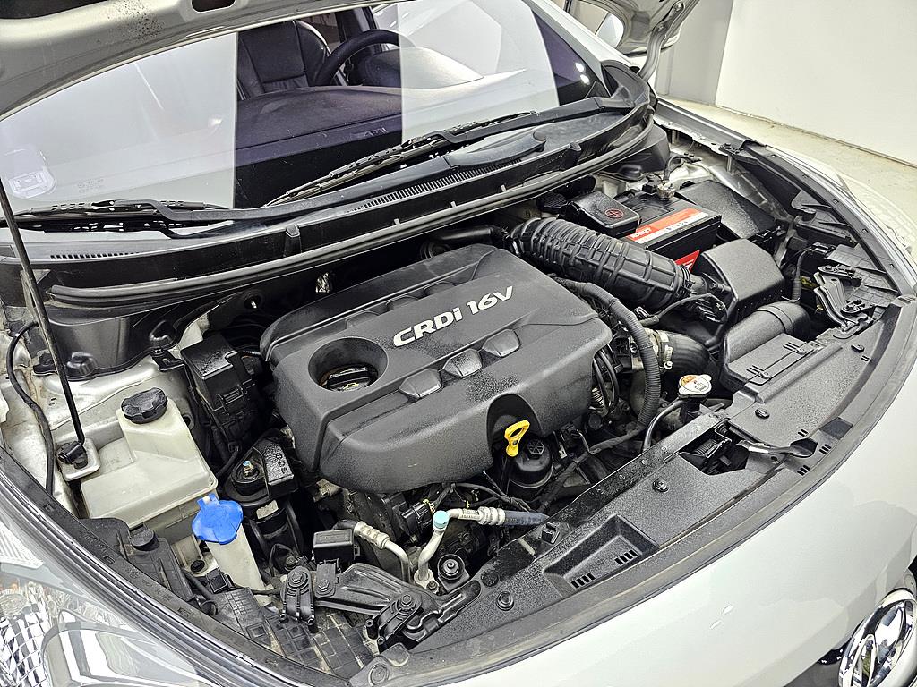 HYUNDAI i30 - Vista 6