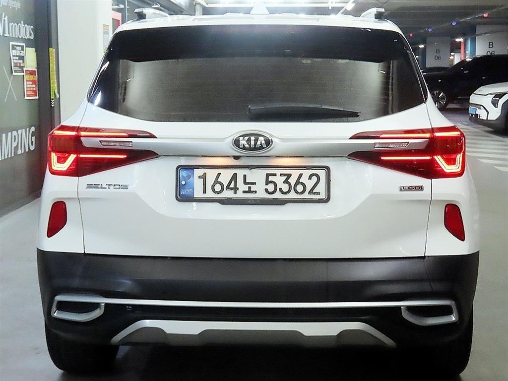 KIA Seltos - Vista 5