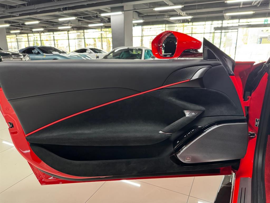 Ferrari roma - Vista 4