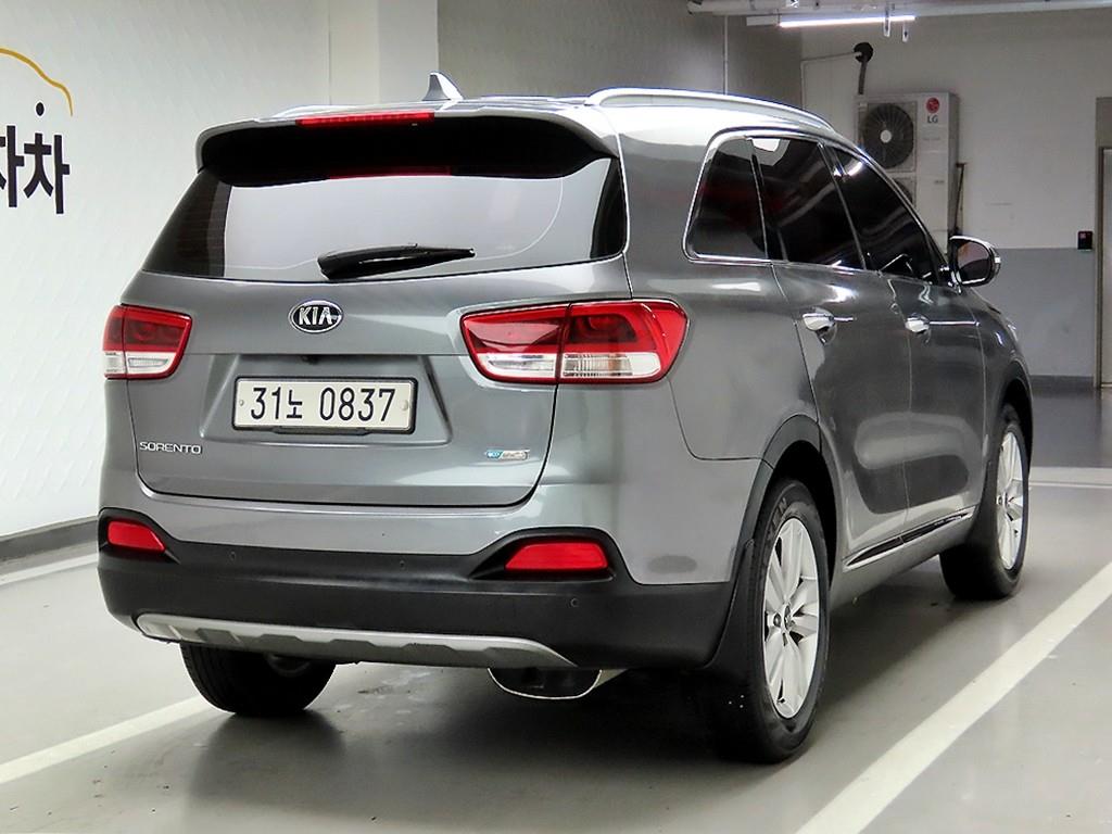KIA Sorento - Vista 4