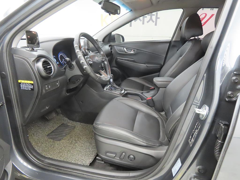 HYUNDAI Kona - Vista 5