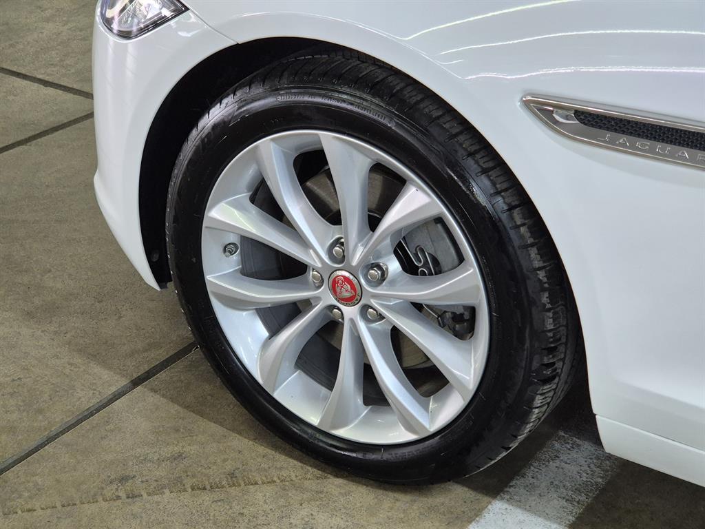 Jaguar XF 2019 Blanco - Importación desde Corea - HF Imports Iquique - Foto 18