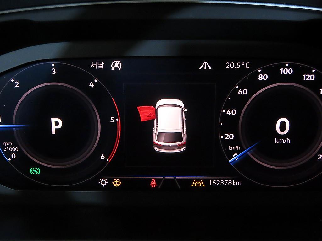 Volkswagen Tiguan - Vista 9
