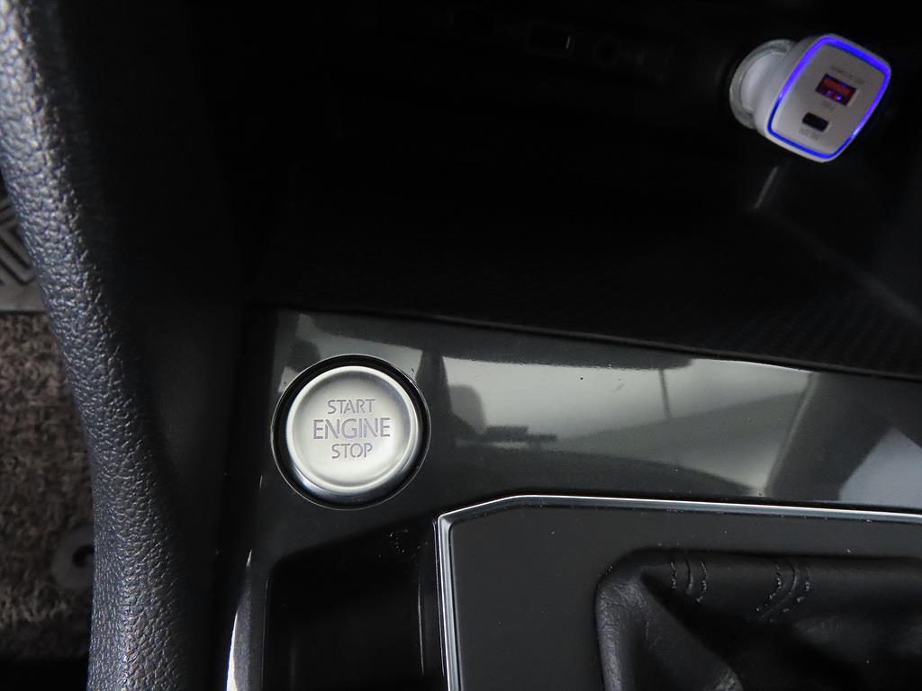Volkswagen Tiguan 2020 Blanco - Importación desde Corea - HF Imports Iquique - Foto 16