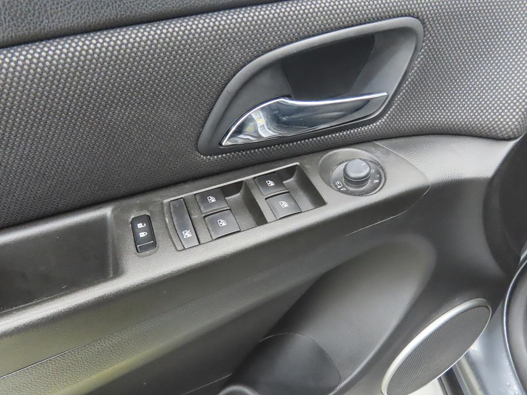 Chevrolet Cruise 2016 Gris - Importación desde Corea - HF Imports Iquique - Foto 14
