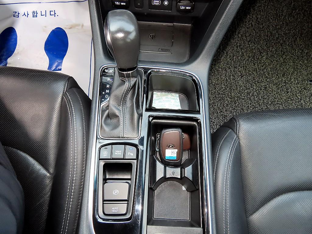 HYUNDAI Sonata - Vista 10