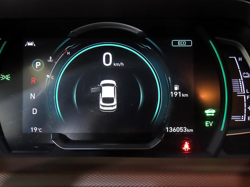 HYUNDAI Ioniq - Vista 9
