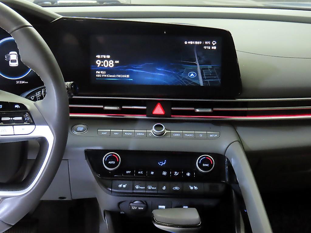 HYUNDAI Avante - Vista 11