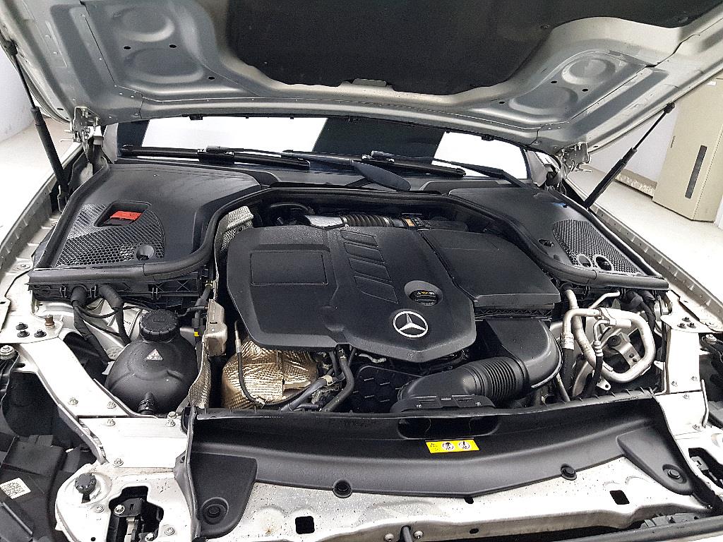 Mercedes Benz E class - Vista 6
