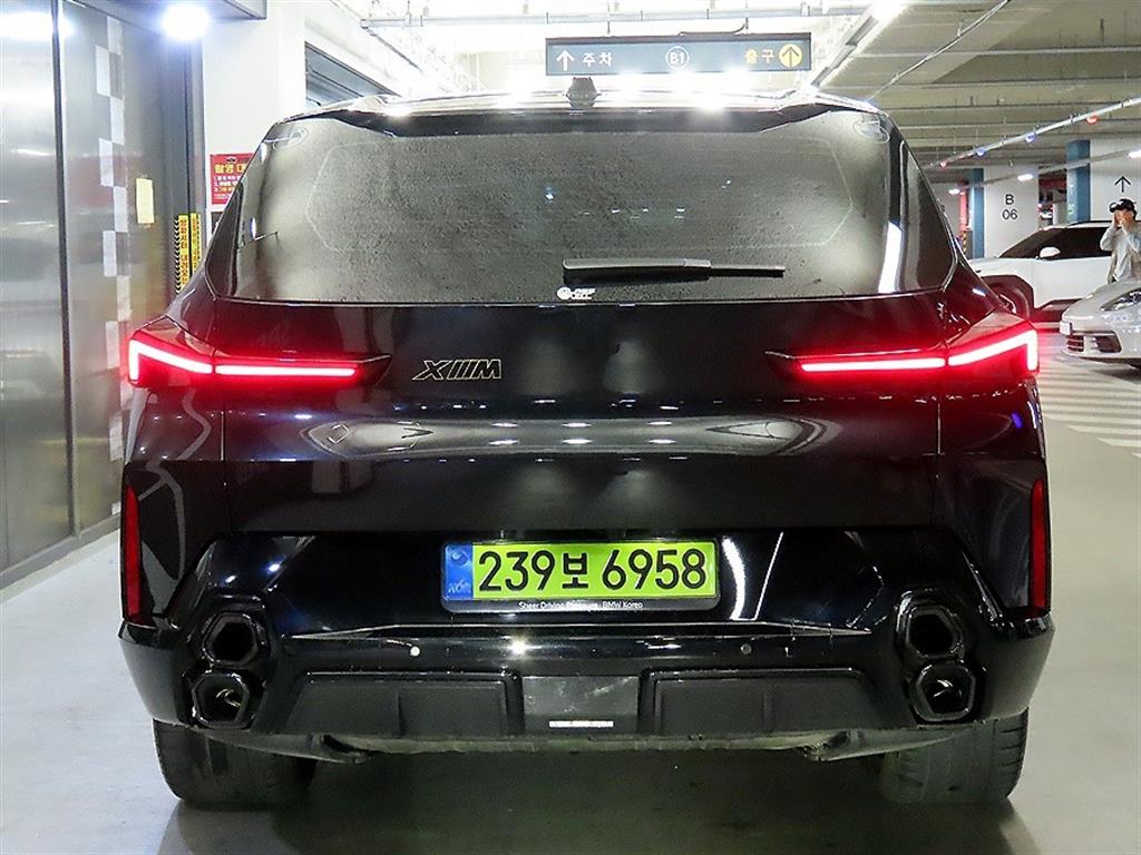 BMW XM - Vista 5