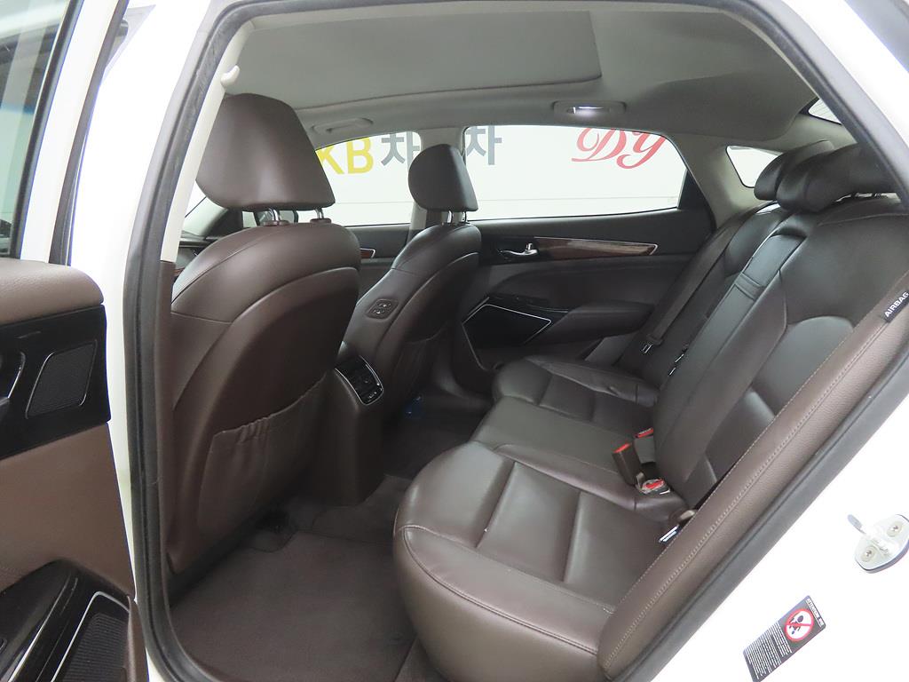KIA K7 - Vista 6