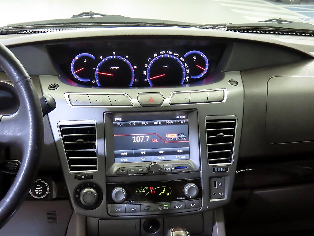 Ssangyong Korando - Vista 11