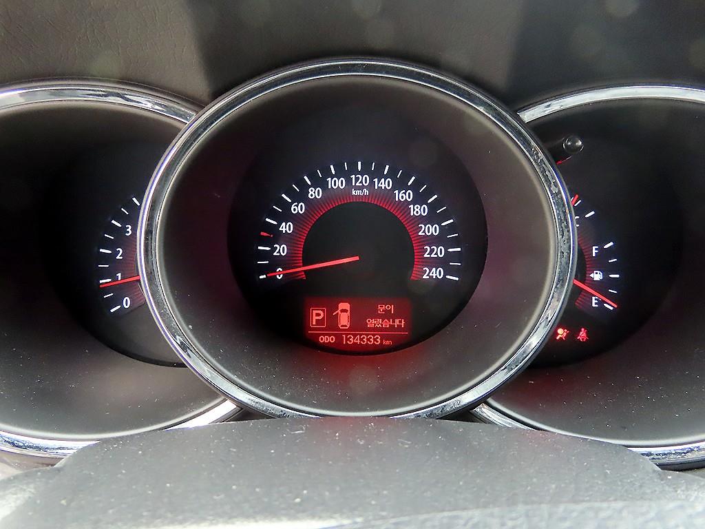 KIA Sorento - Vista 9