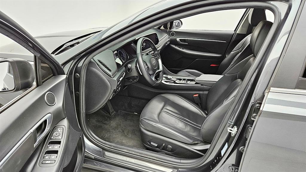 HYUNDAI Sonata - Vista 7