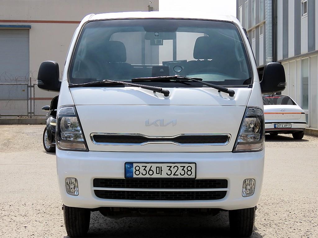 Small Truck Cargo (small) - Vista 2