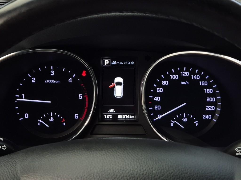 HYUNDAI Maxcruz - Vista 12
