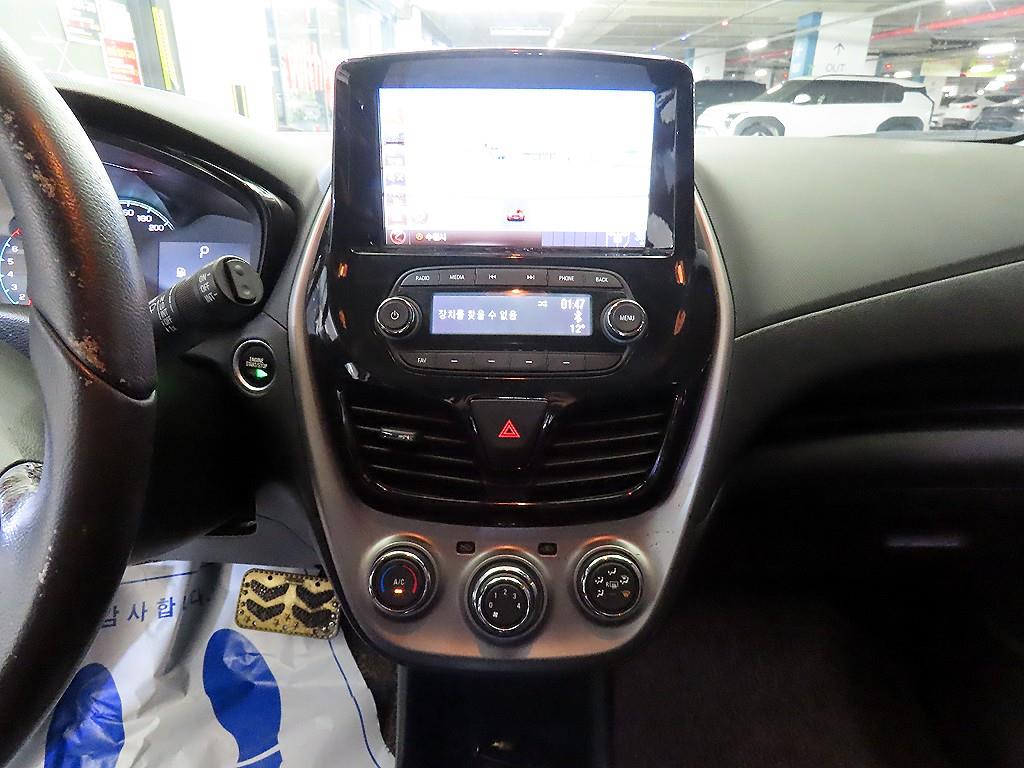 Chevrolet Spark - Vista 11