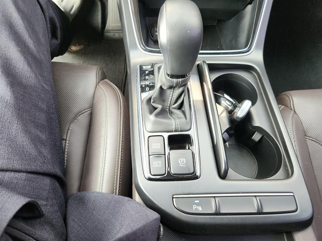 HYUNDAI Grandeur - Vista 10