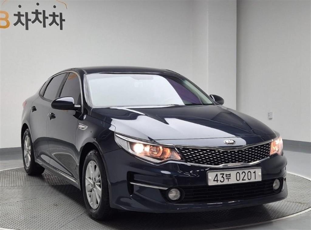 KIA K5 - Vista 2