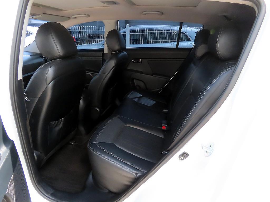 KIA Sportage - Vista 6