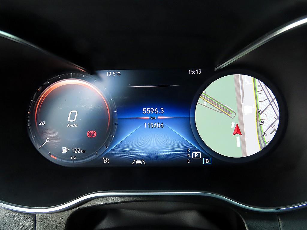 Mercedes Benz GLC Class - Vista 9