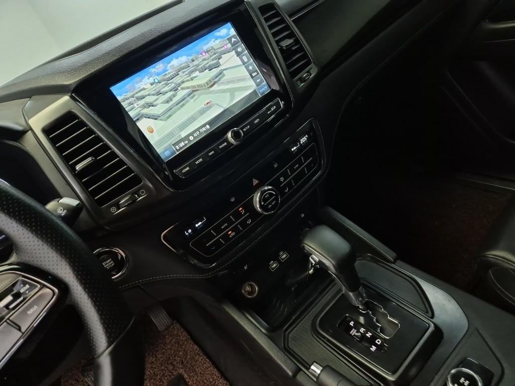 Ssangyong Rexton - Vista 10