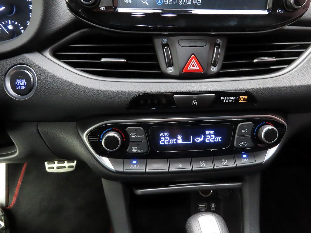 HYUNDAI i30 - Vista 9
